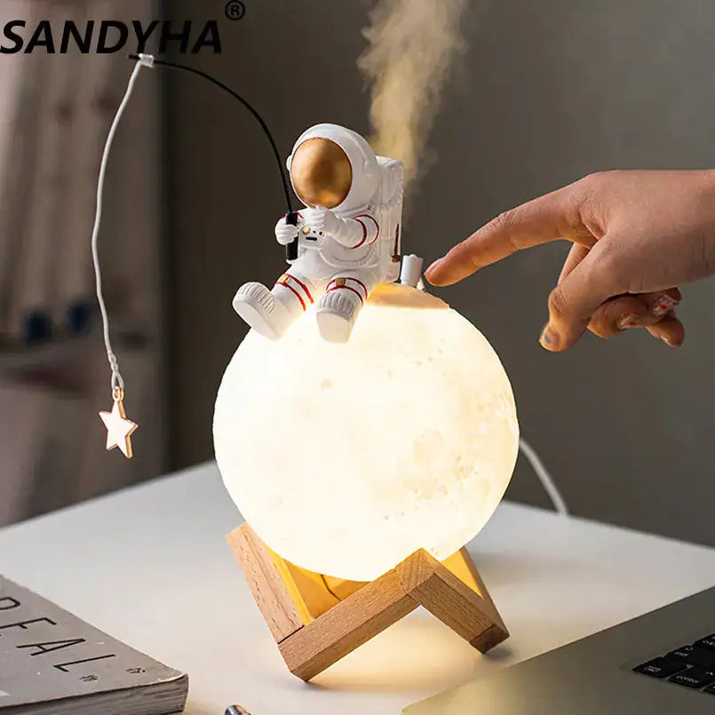 Astronaut Desk Lamp and Humidifier