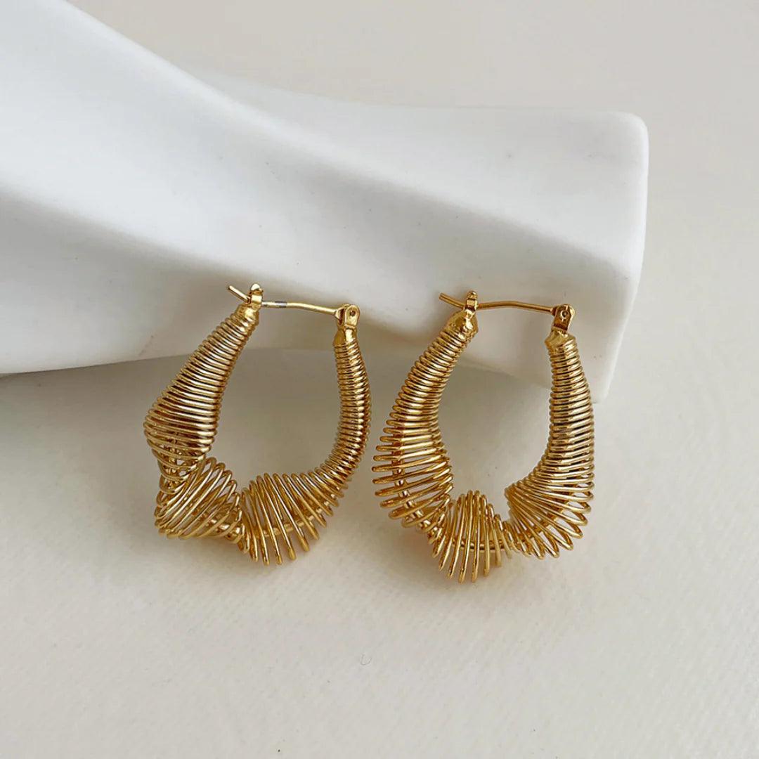 Twist Earrings: Unique Fashion in Gold Plated Copper - Sí Fashions