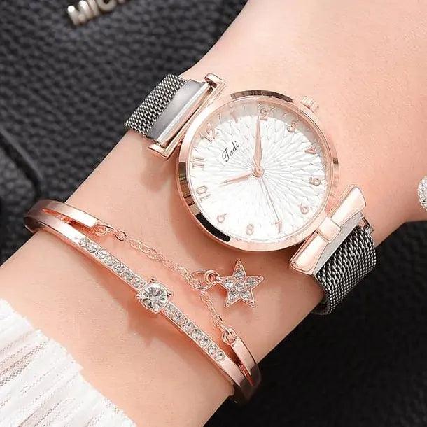 Luxury Magnetic Quartz Bracelet Watches - Sí Fashions